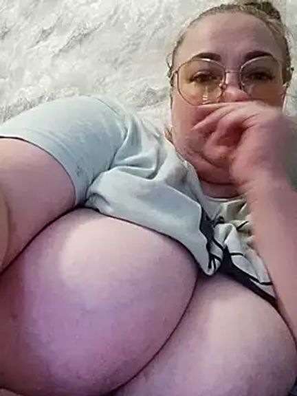 Kiss_Eva