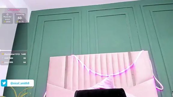 NicoleeSmith