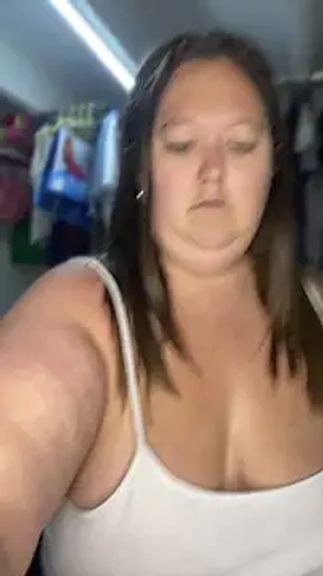 Chloee_Peach