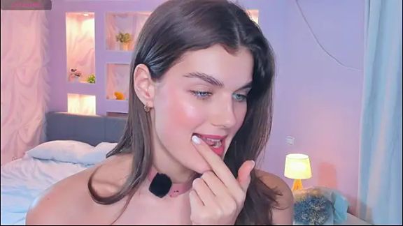 FloraDobb