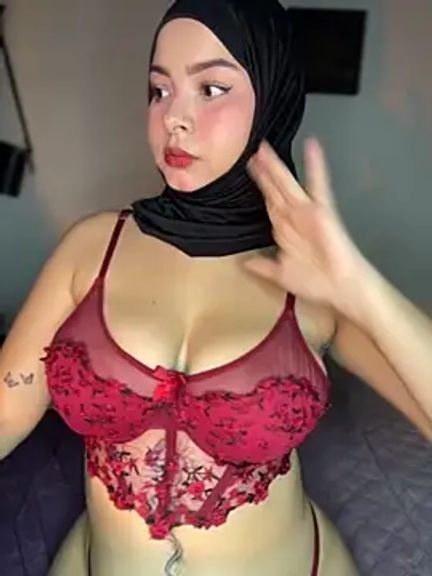 aneesa_darzi