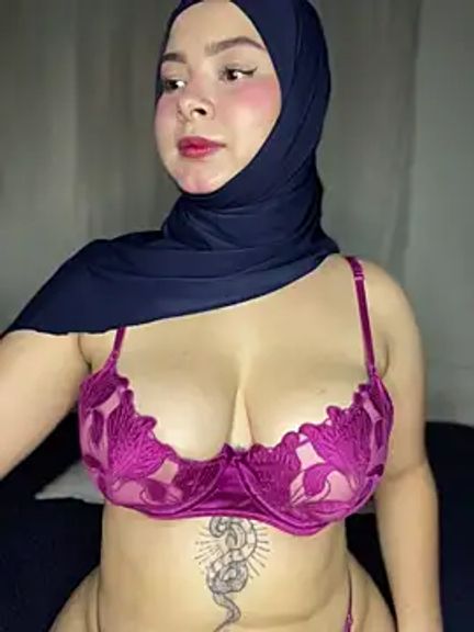 aneesa_darzi