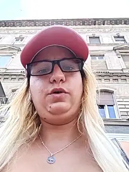 Mia_RainX