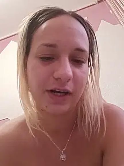 Mia_RainX