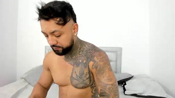 SEXXYLATINCOUPLE1