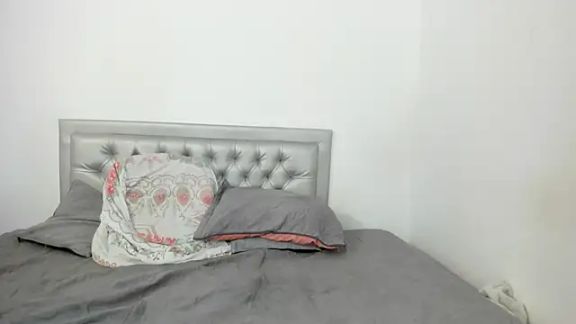 SEXXYLATINCOUPLE1