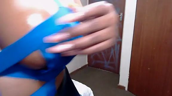 BootyliciousbustyX33