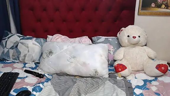 BootyliciousbustyX33