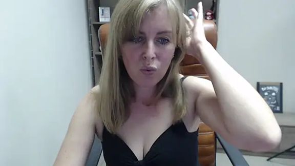Hot_Milady
