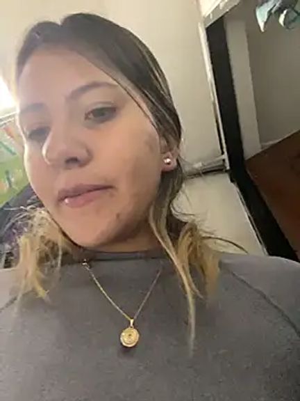 Andrea_19blonde