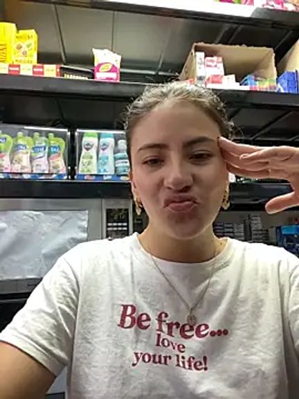 Andrea_19blonde