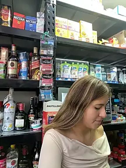 Andrea_19blonde