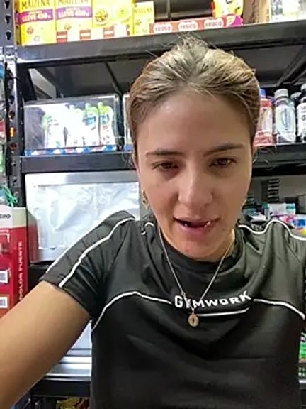 Andrea_19blonde
