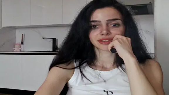 exotic_brunettee