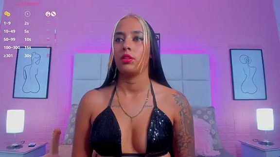 charlotte_kisss