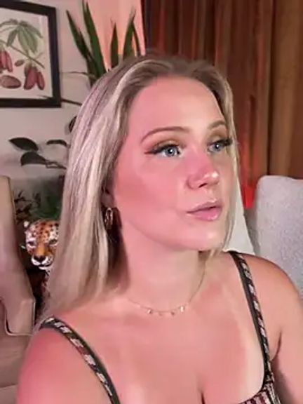 lexi_luv