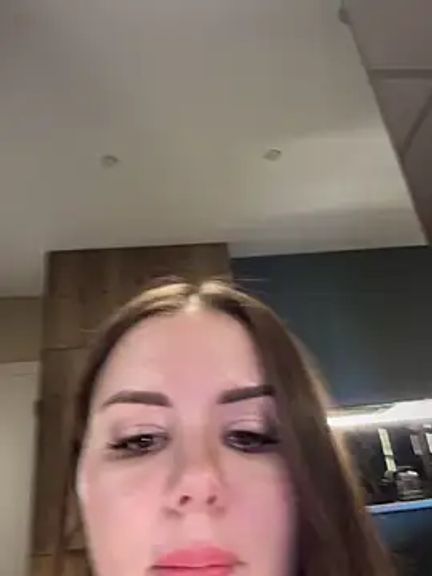 Alina_Vibe_Me