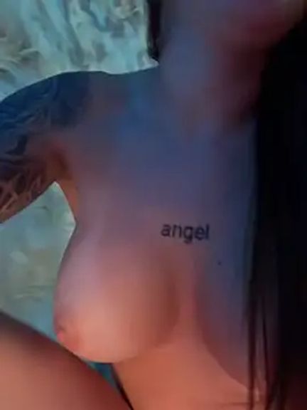 Alina_Vibe_Me