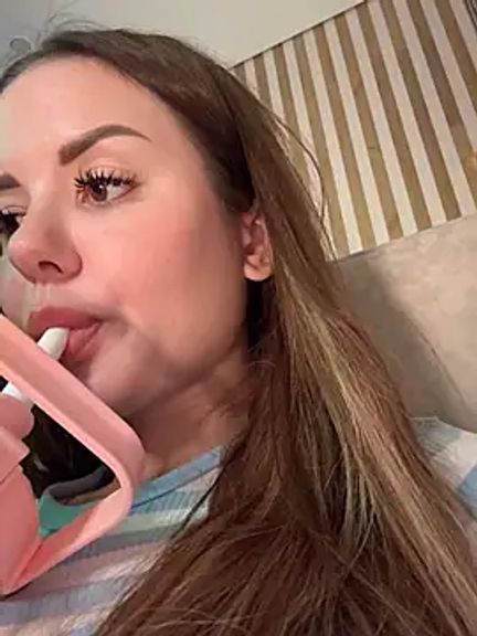 Alina_Vibe_Me
