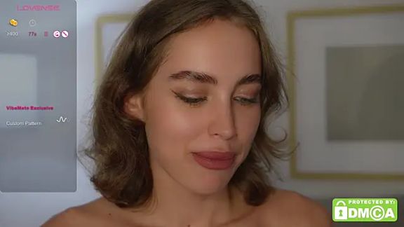 LeonaDecabrio