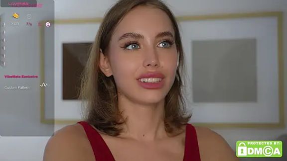 LeonaDecabrio