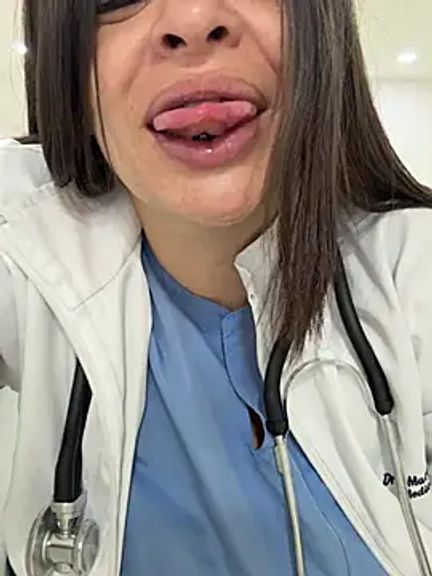 Dr_Nathalia_28