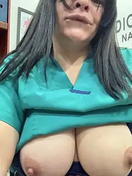 Dr_Nathalia_28