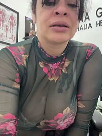 Dr_Nathalia_28