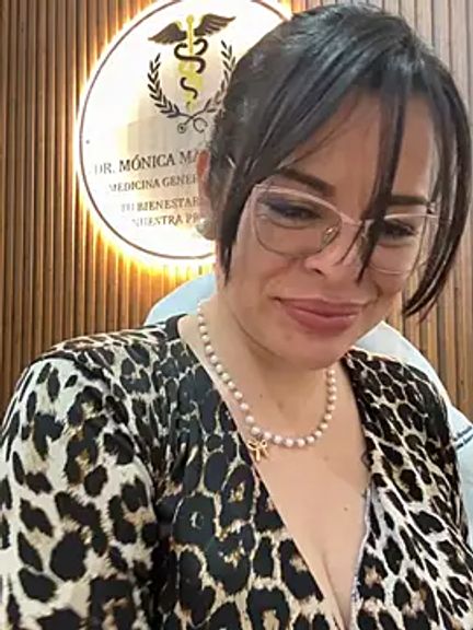 Dr_Nathalia_28