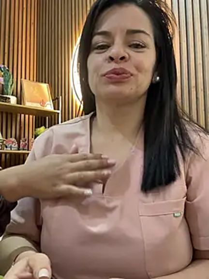 Dr_Nathalia_28