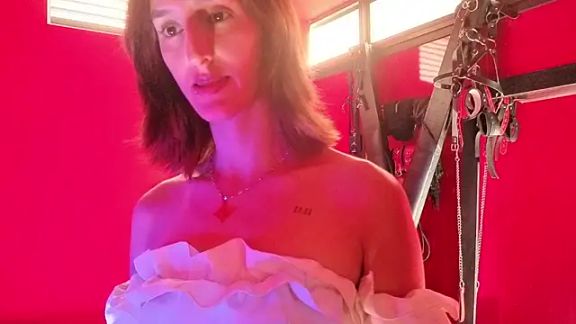 Ambar_Roux_
