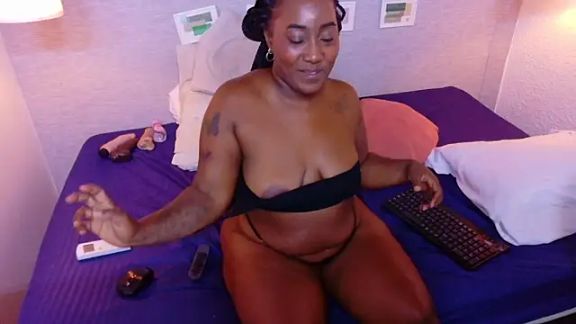 kiara_evanss