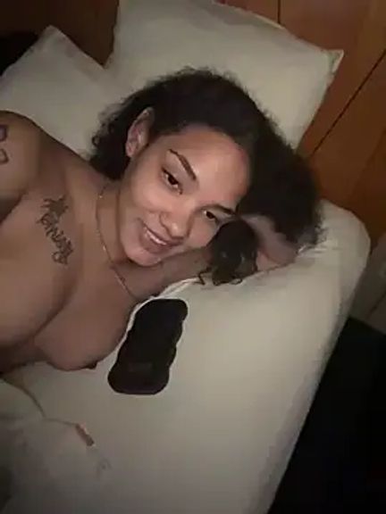 tastylolaaa