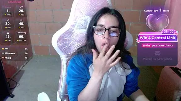 Maggie_Fox3