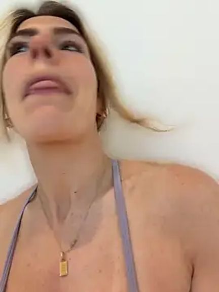 oliviafranciis