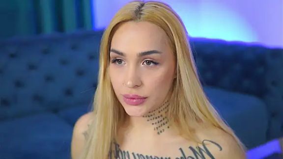 Ammylicious_Doll