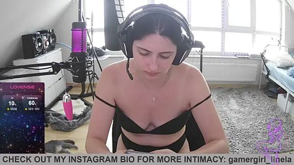 Gamergirl-Linela