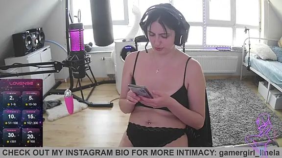 Gamergirl-Linela