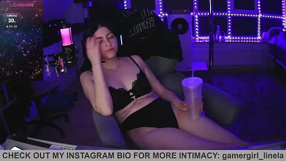 Gamergirl-Linela