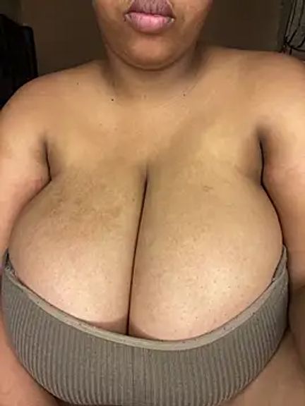 NonoGotBoobies