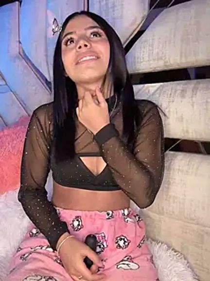 Laura-Khalifa