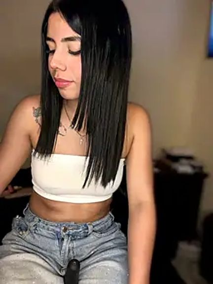 Laura-Khalifa