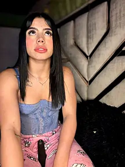 Laura-Khalifa