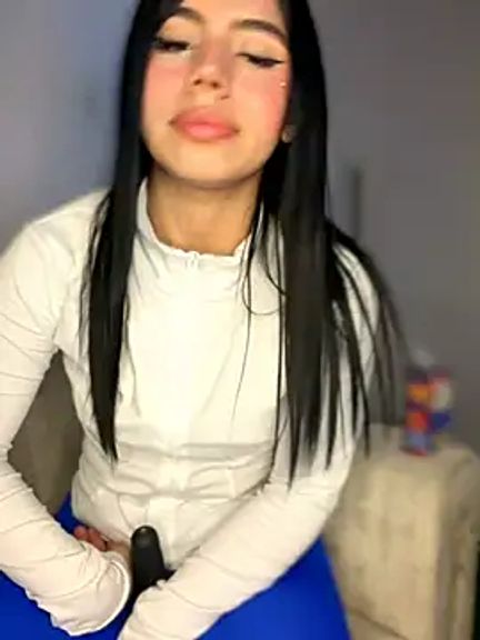 Laura-Khalifa
