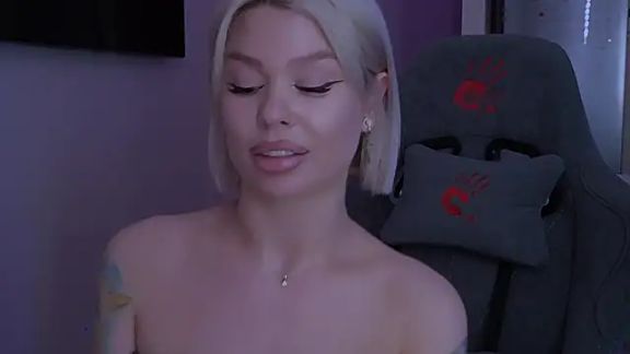 Sasha_Mason