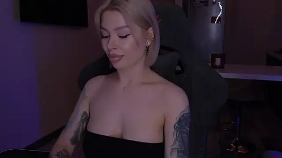 Sasha_Mason