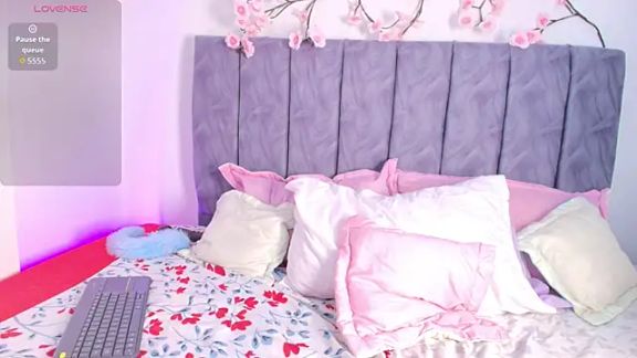 Sophiee_Velvet