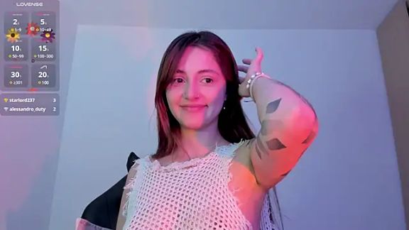 annie_mora