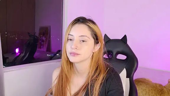 annie_mora