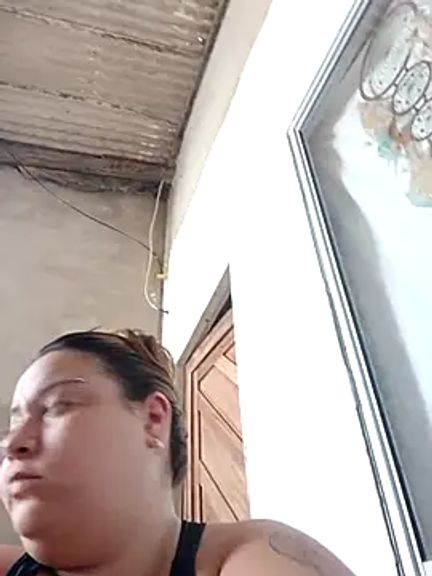 carola_hotwife